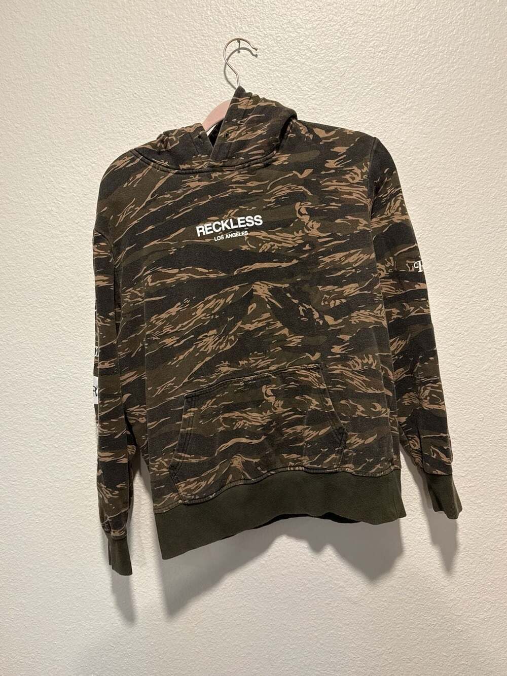 Camo Young & Reckless Hoodie Size M